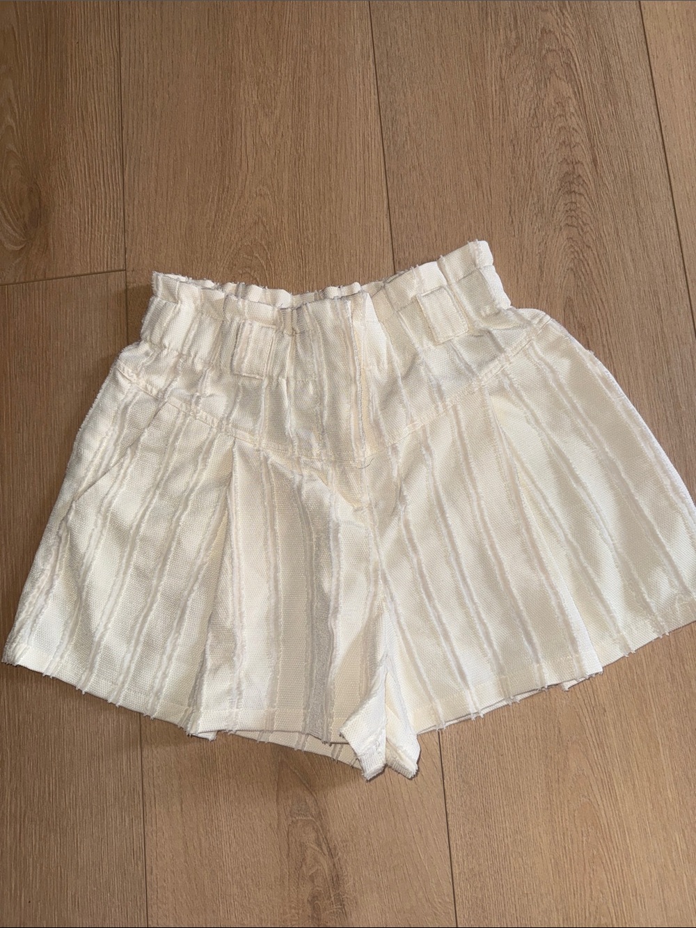 Forever 21 Cream High-Waist Textured Shorts